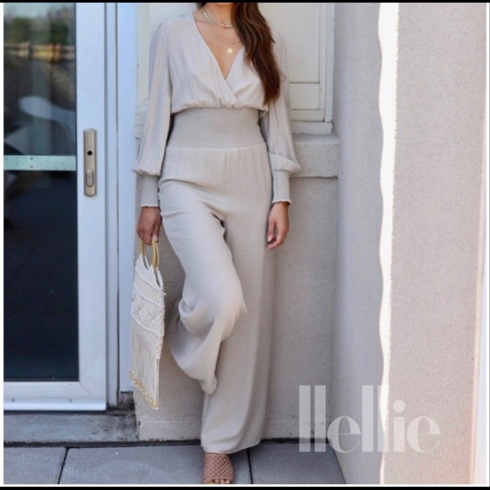 ♥️1 left♥️ Anthropologie Stacy wide leg jumpsuit